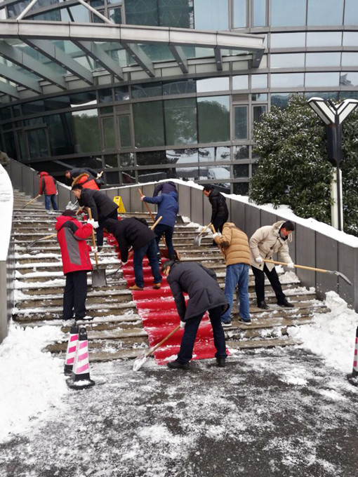 除雪保暢——蘇豪控股集團在行動