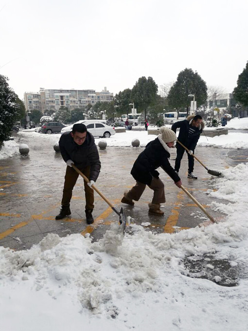 除雪保暢——蘇豪控股集團在行動